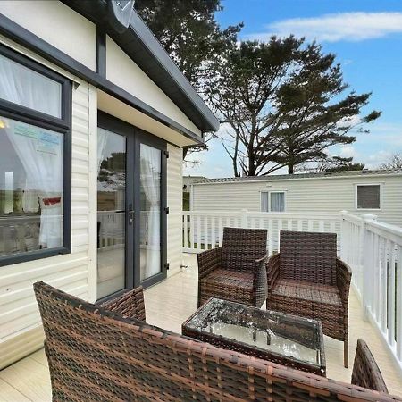 Pottsville Cabin - Short Walk To Praa Sands Beach Екстериор снимка